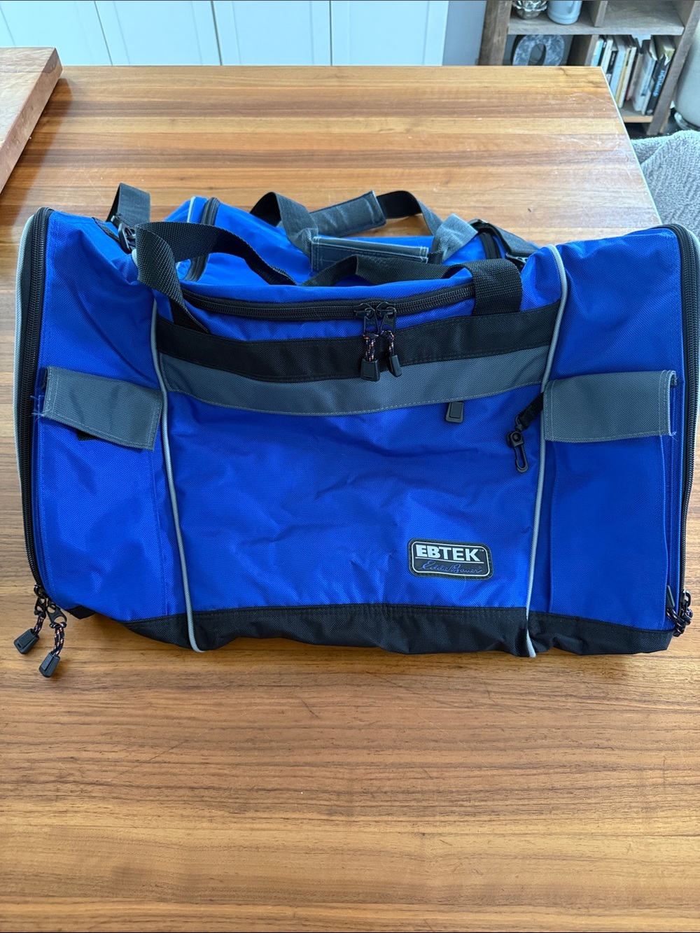 New Eddie Bauer EBTEK duffle bag